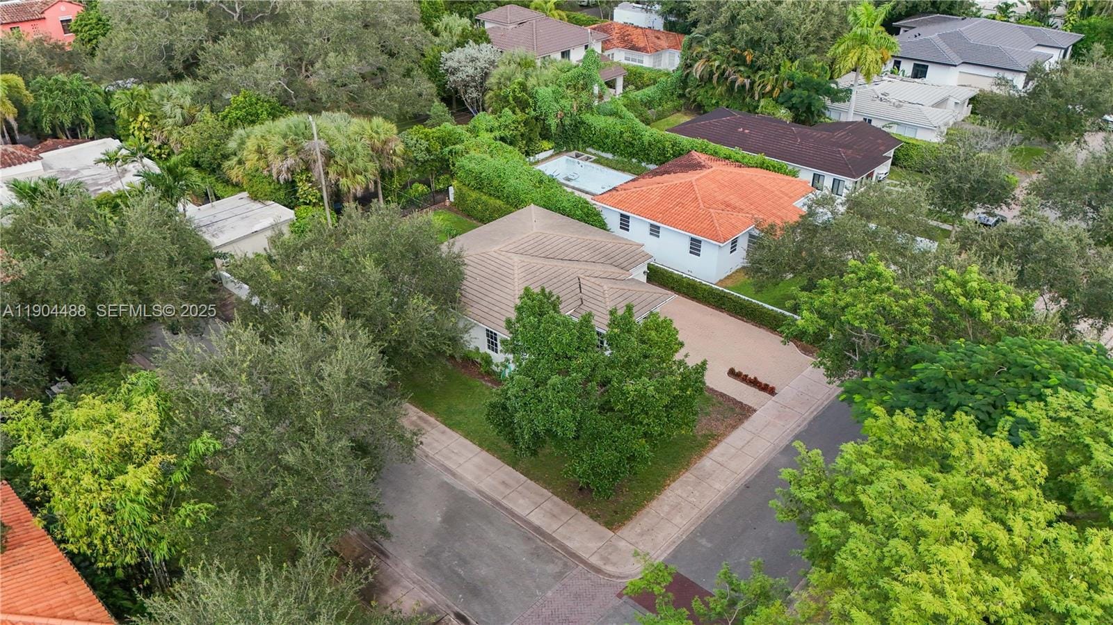 924 El Rado Street, Coral Gables, FL 33134 photo 26