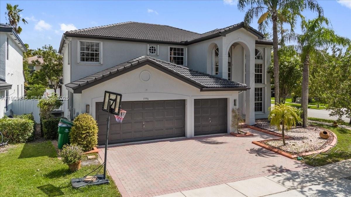 17956 SW 35th Drive — photo 2