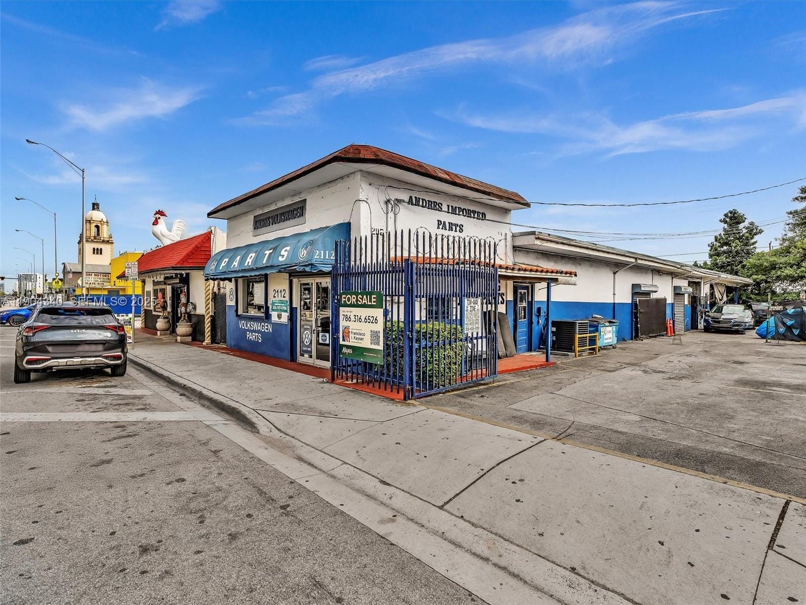 2112 NW 36th Street — photo 3