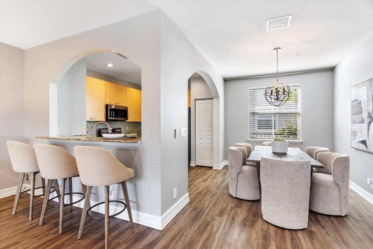 334 NW 1st Street — photo 9
