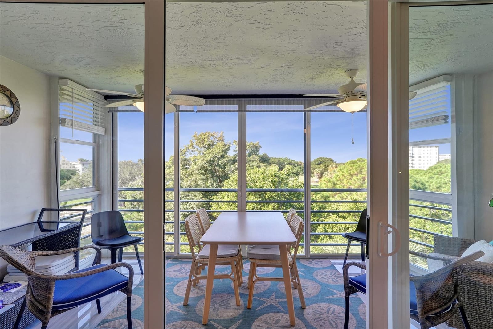 535 Oaks Drive 506, Pompano Beach, FL 33069