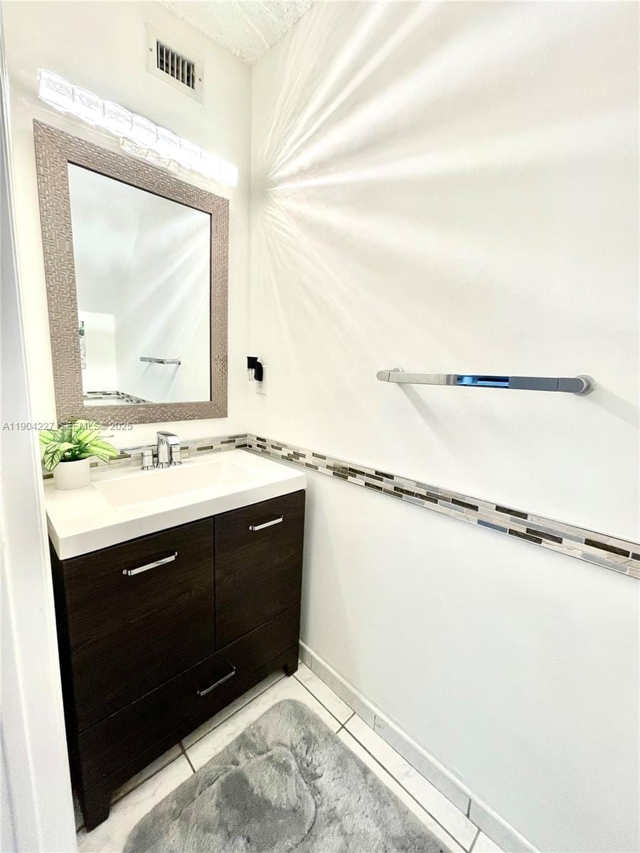 9203 Fontainebleau Boulevard 113 — photo 10