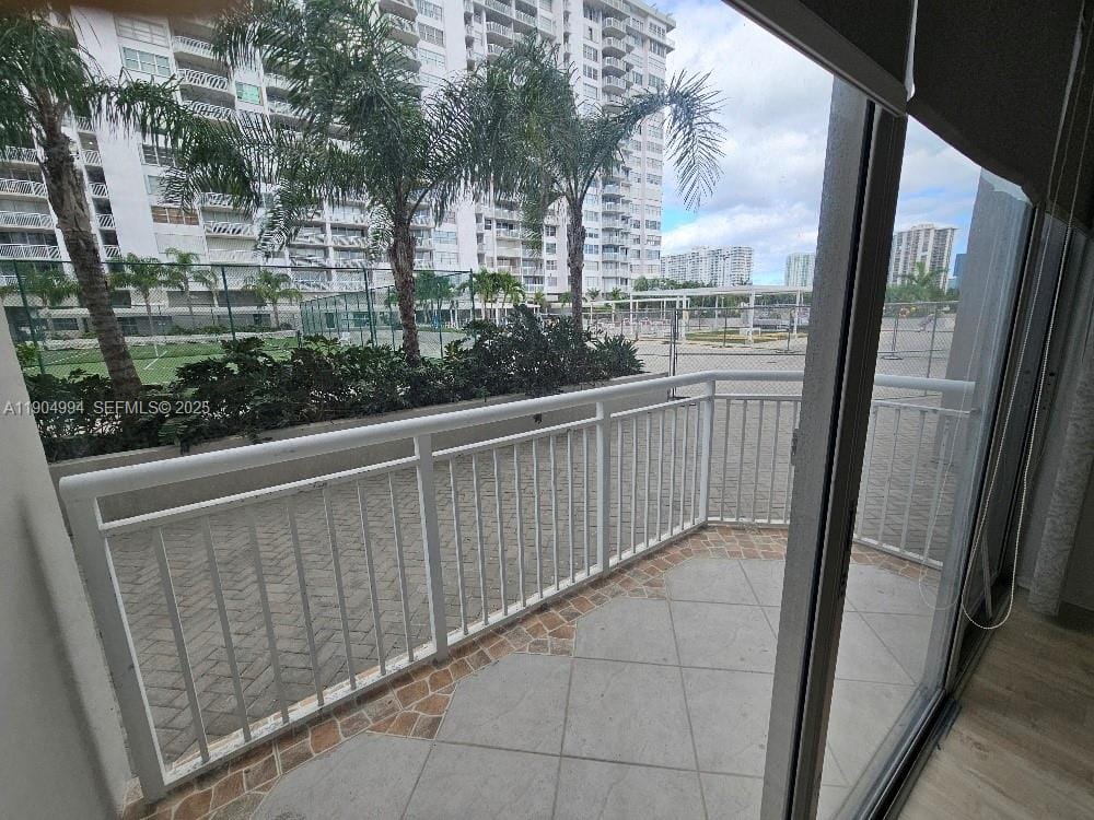 18041 Biscayne Boulevard 204, Aventura, FL 33160 photo 26