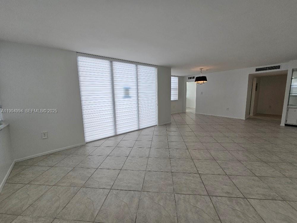 18041 Biscayne Boulevard 204 — photo 10