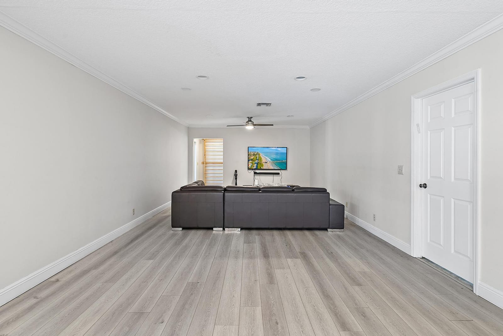 16338 Alexander Run — photo 6