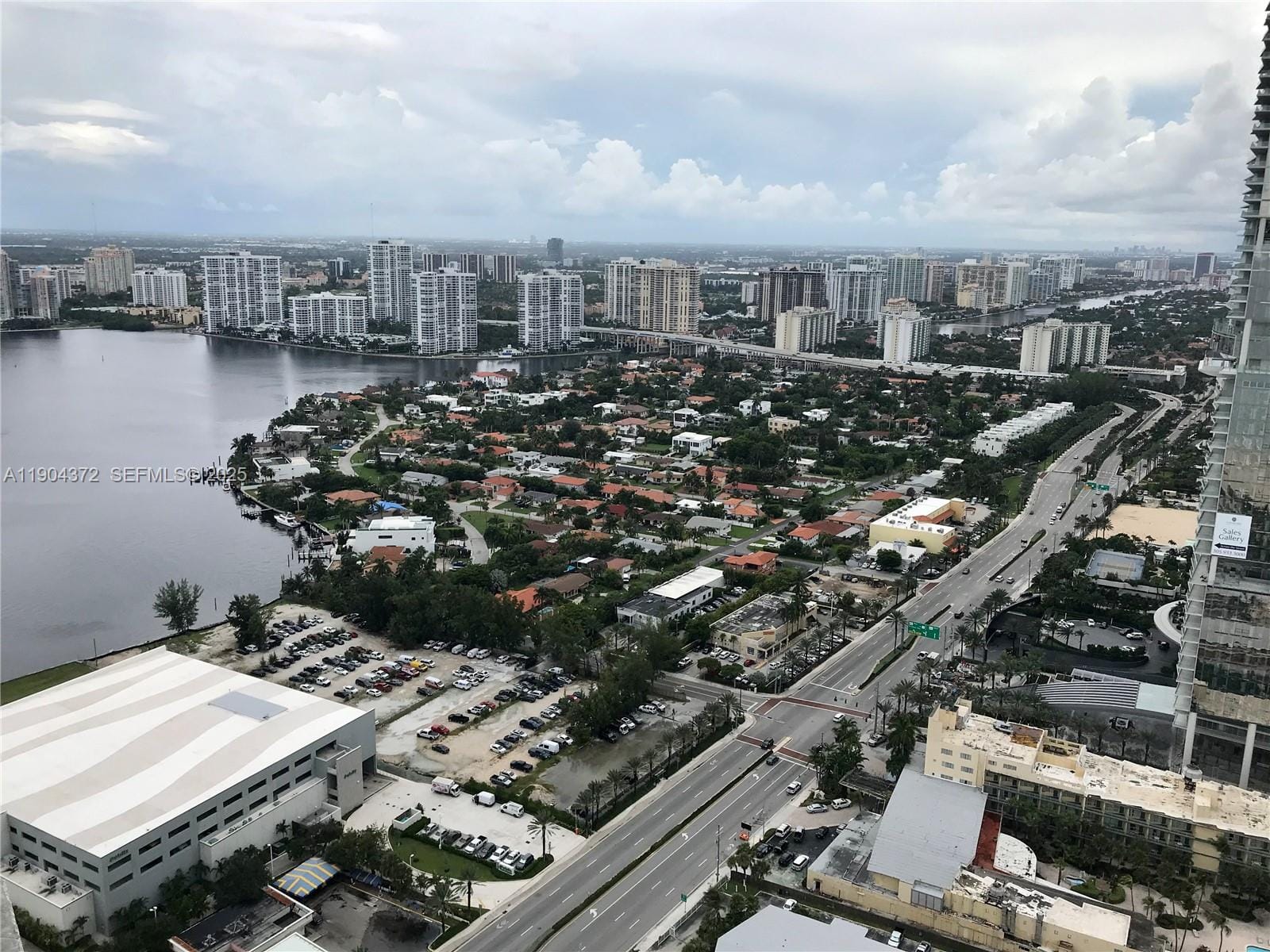 18201 Collins Avenue 5104, Sunny Isles Beach, FL 33160 photo 2