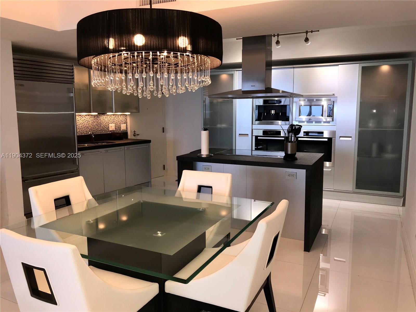 18201 Collins Avenue 5104, Sunny Isles Beach, FL 33160 photo 7