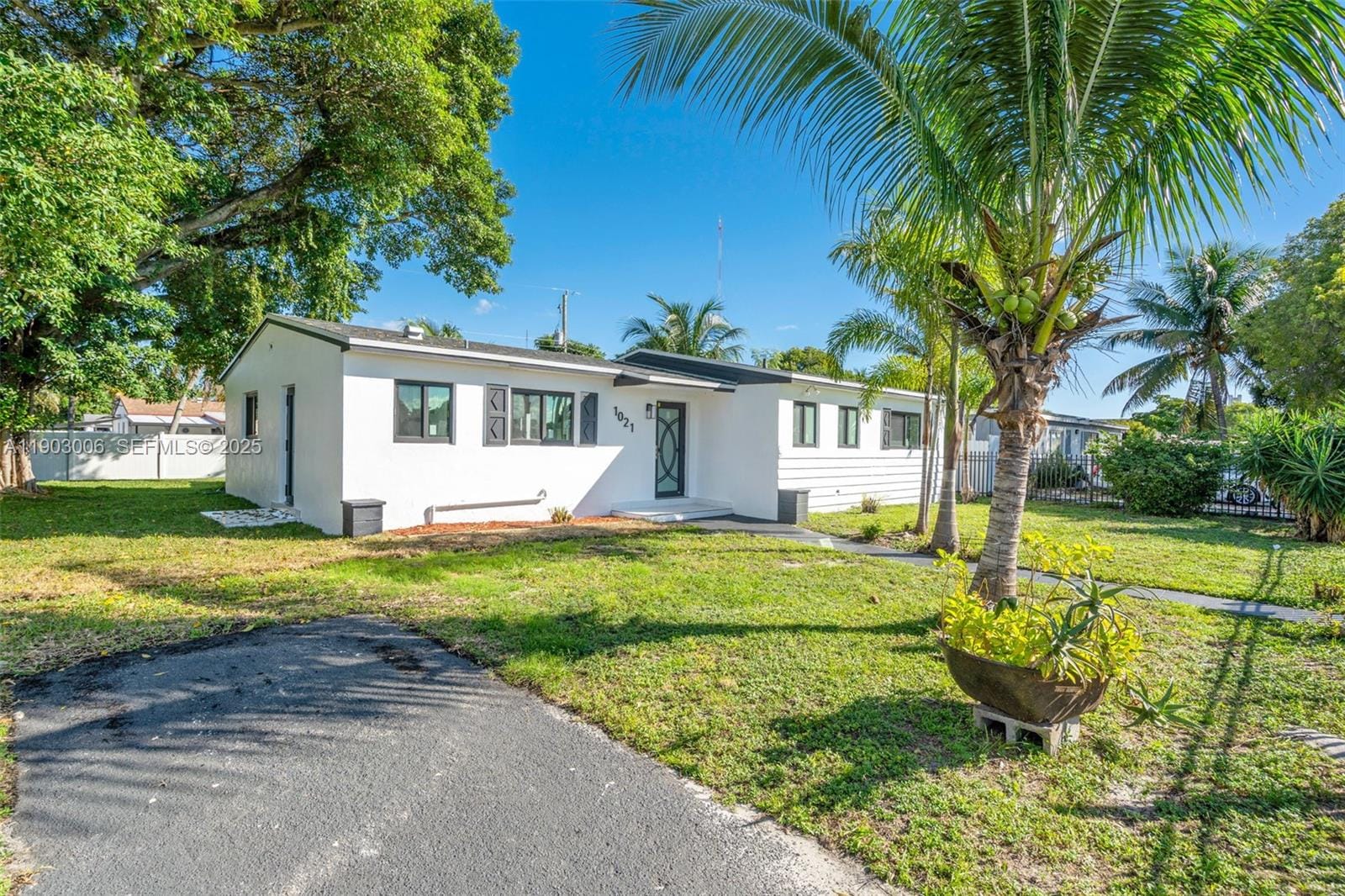 1021 NW 195th Street, Miami Gardens, FL 33169 photo 3