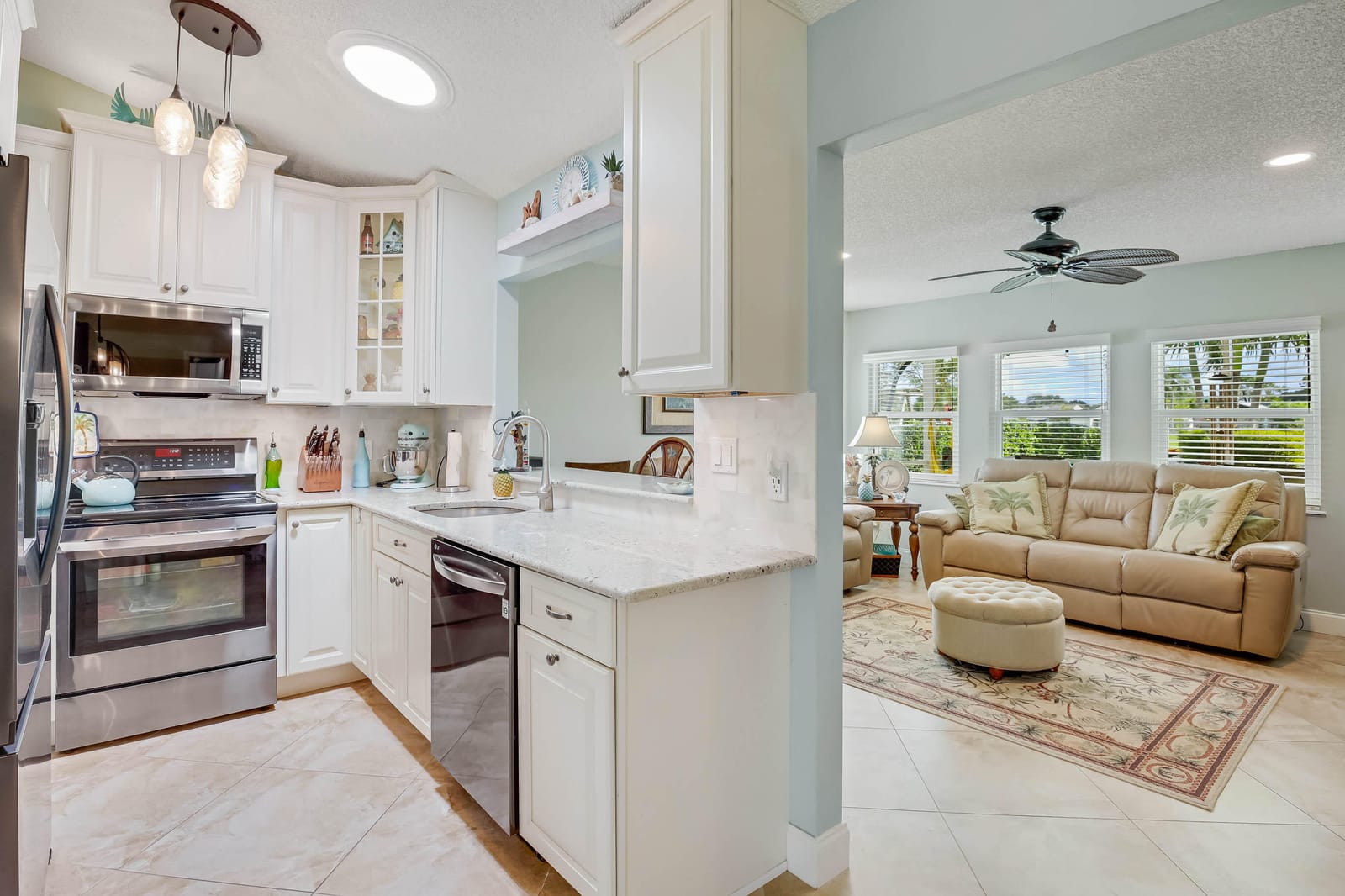 9201 Carma Drive — photo 11