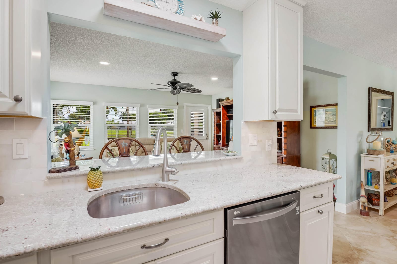 9201 Carma Drive — photo 12