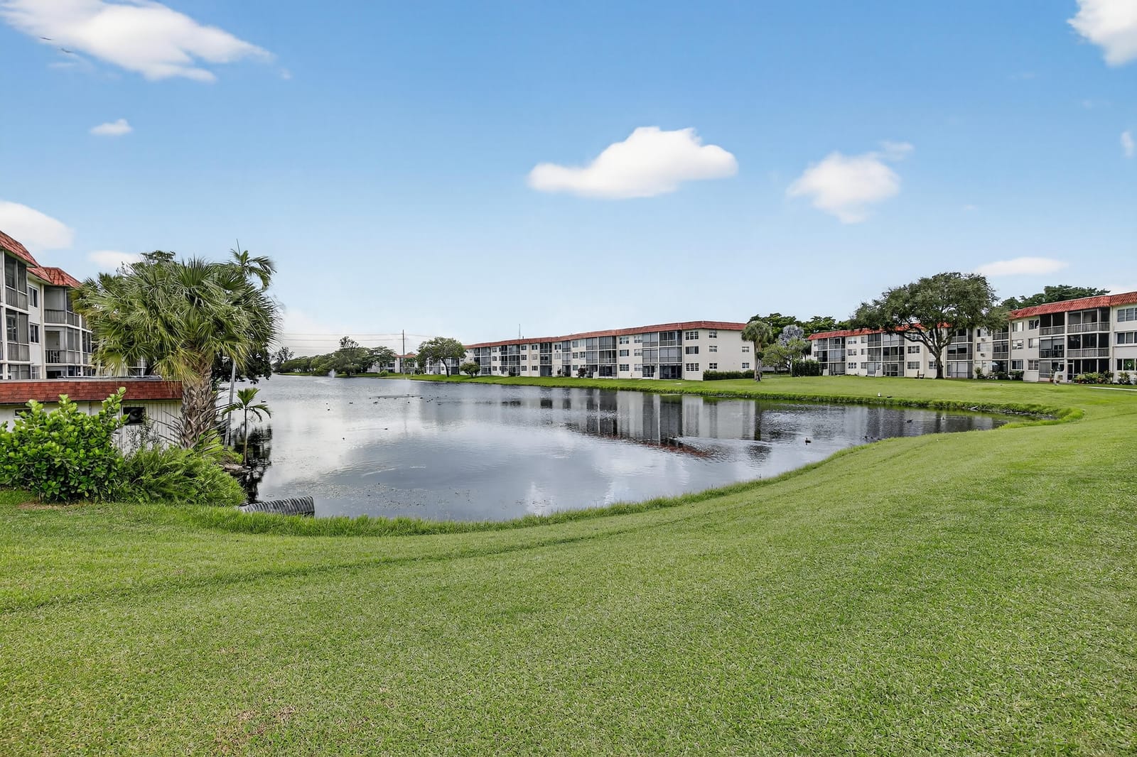 411 S Hollybrook Drive 104, Pembroke Pines, FL 33025
