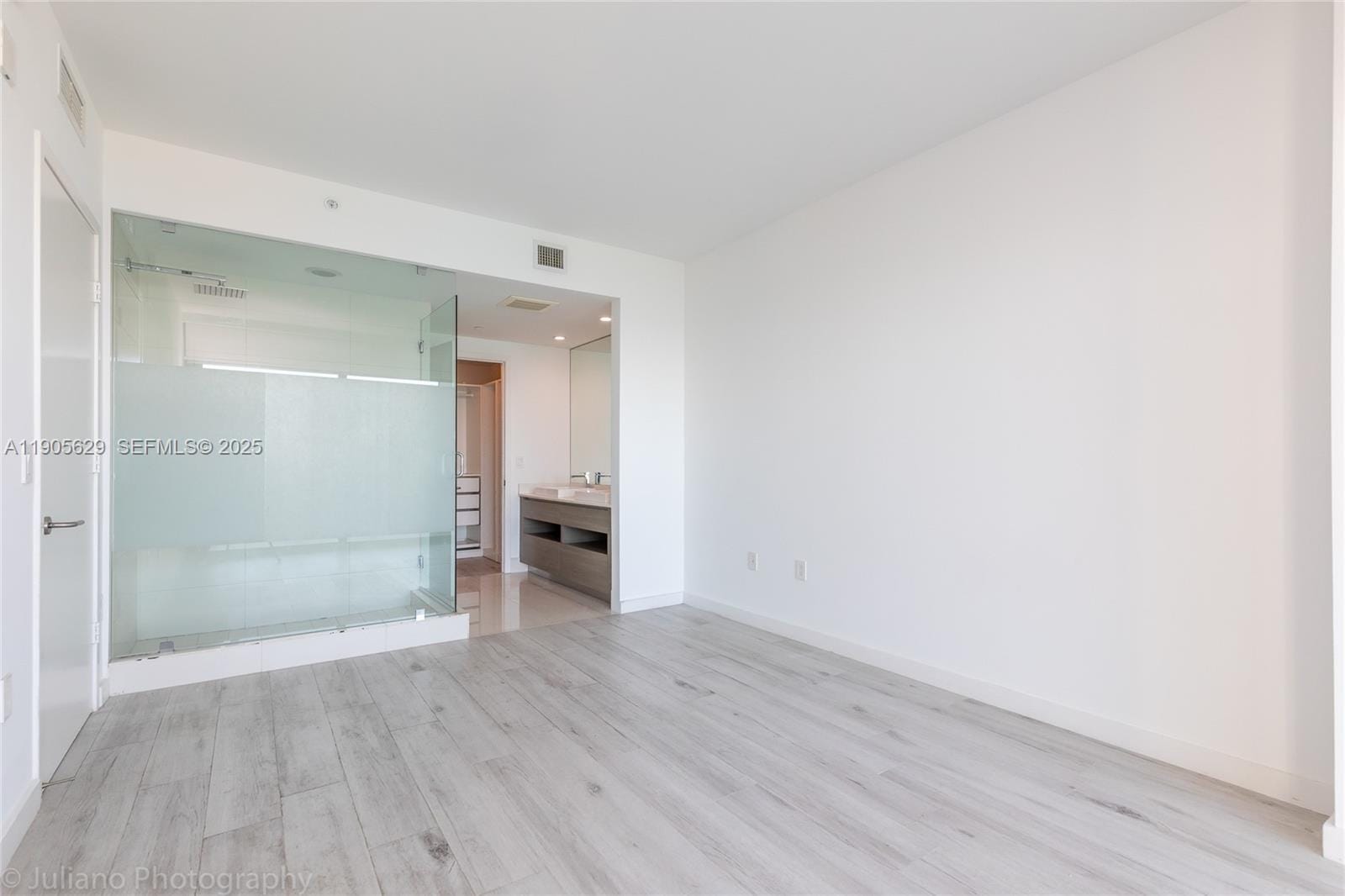 460 NE 28th Street 1905, Miami, FL 33137 photo 10