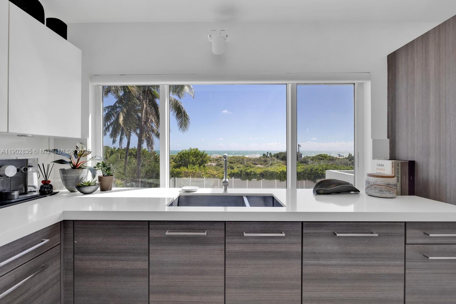 325 Ocean Drive 210, Miami Beach, FL 33139 photo 11