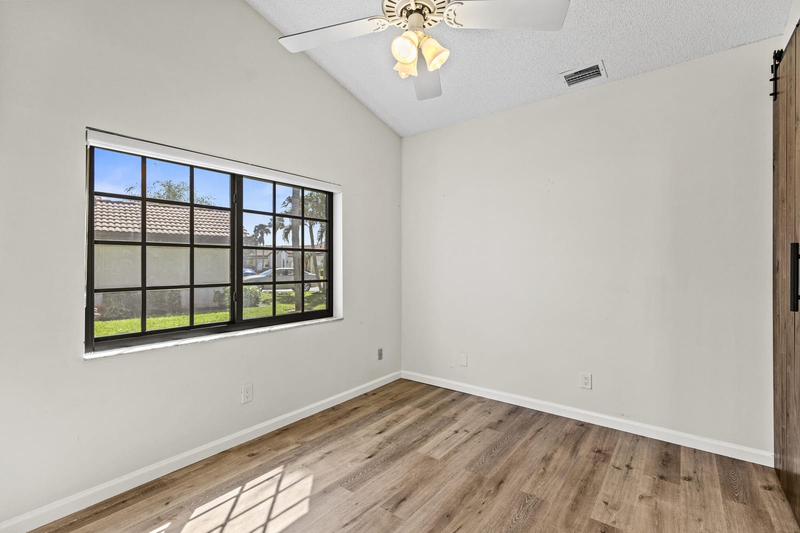 8261 Waterline Drive, Boynton Beach, FL 33472 photo 26