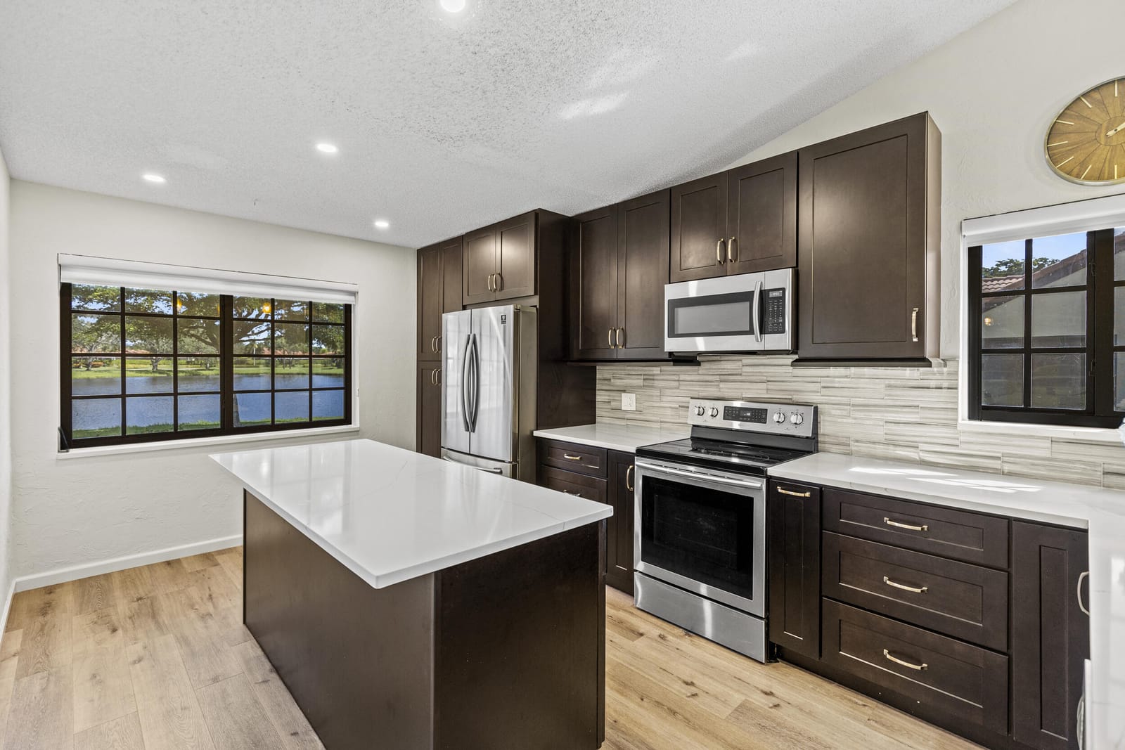 8261 Waterline Drive, Boynton Beach, FL 33472 photo 4