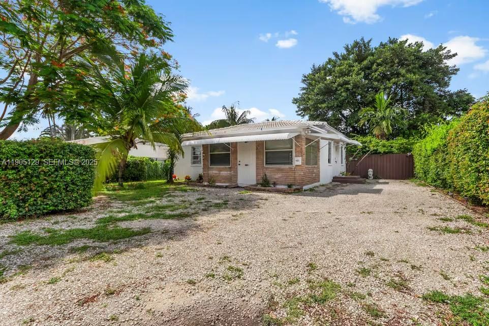 402 NW 102nd Street, Miami, FL 33150, Miami