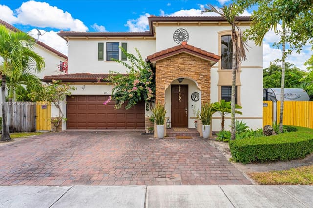 655 SE 37th Terrace, sold in Baywinds Of Abaco, Homestead, FL