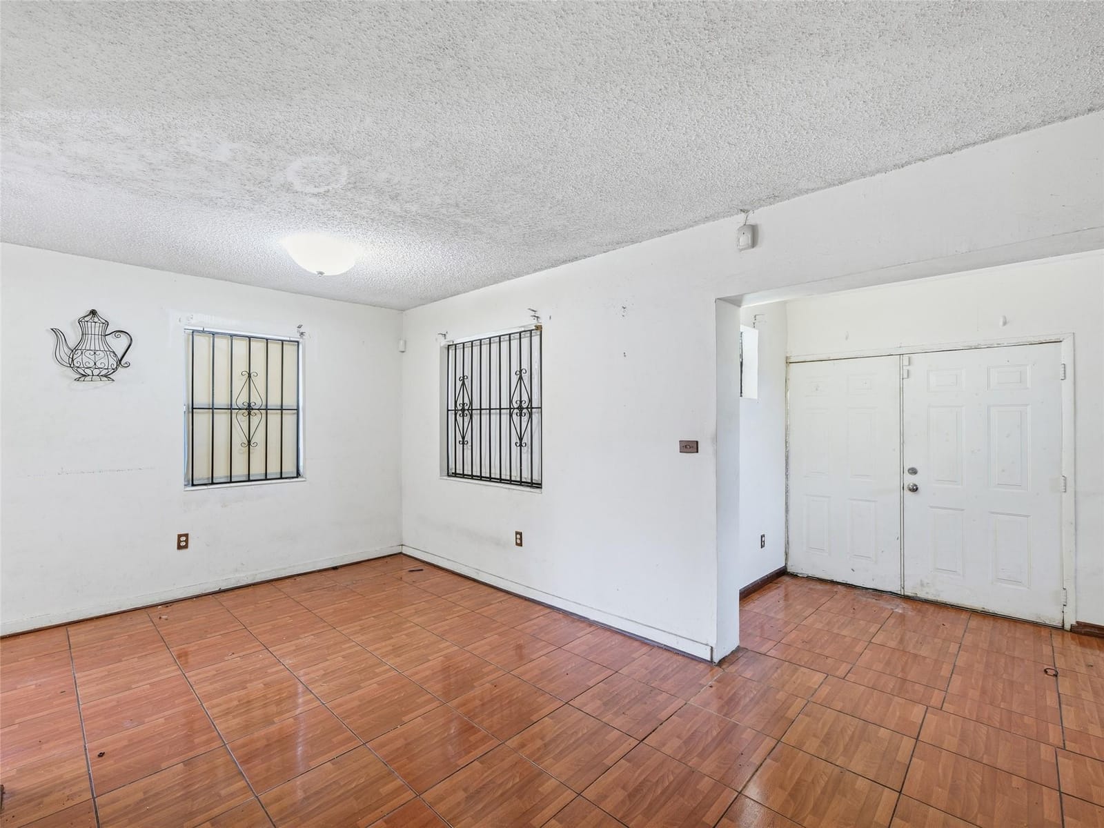 1090 NW 123rd Street, North Miami, FL 33168 photo 15