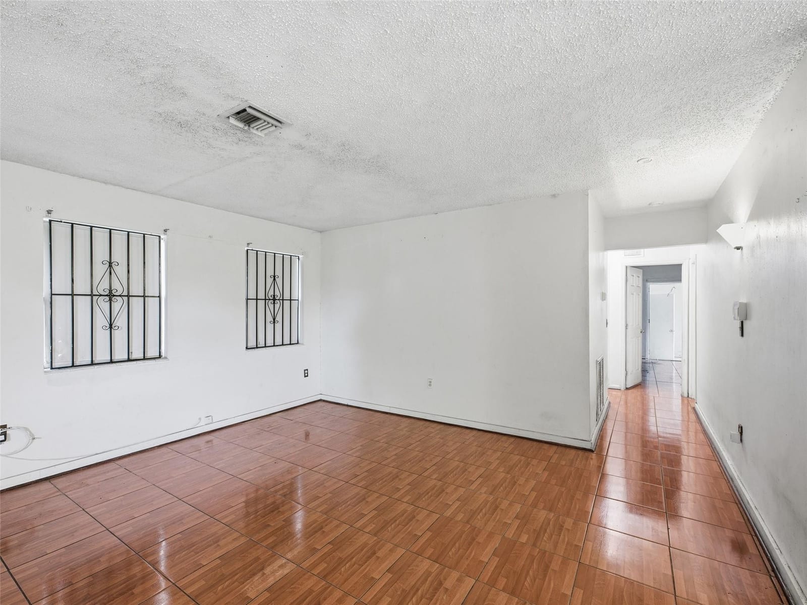 1090 NW 123rd Street, North Miami, FL 33168 photo 19