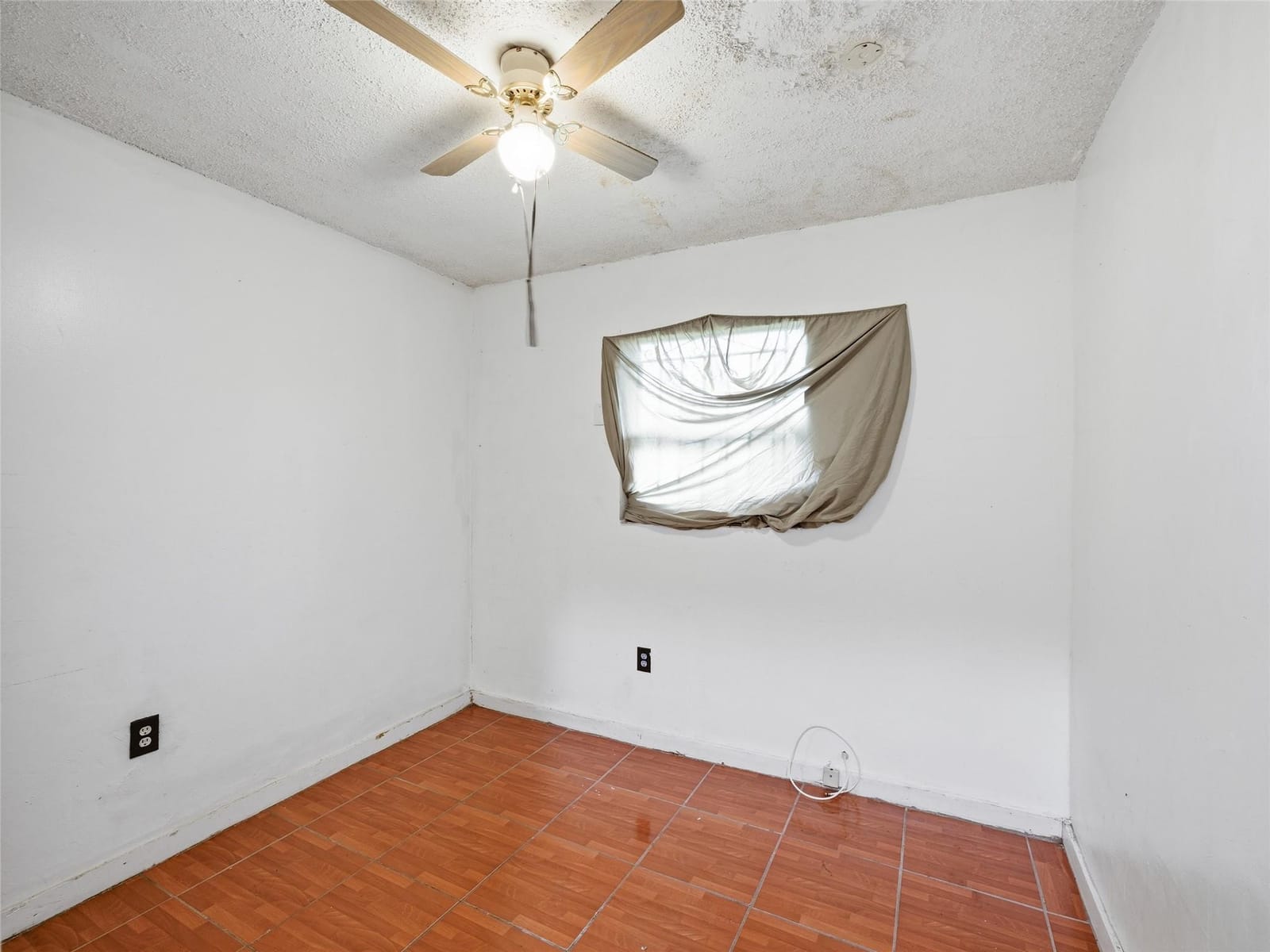 1090 NW 123rd Street, North Miami, FL 33168 photo 20
