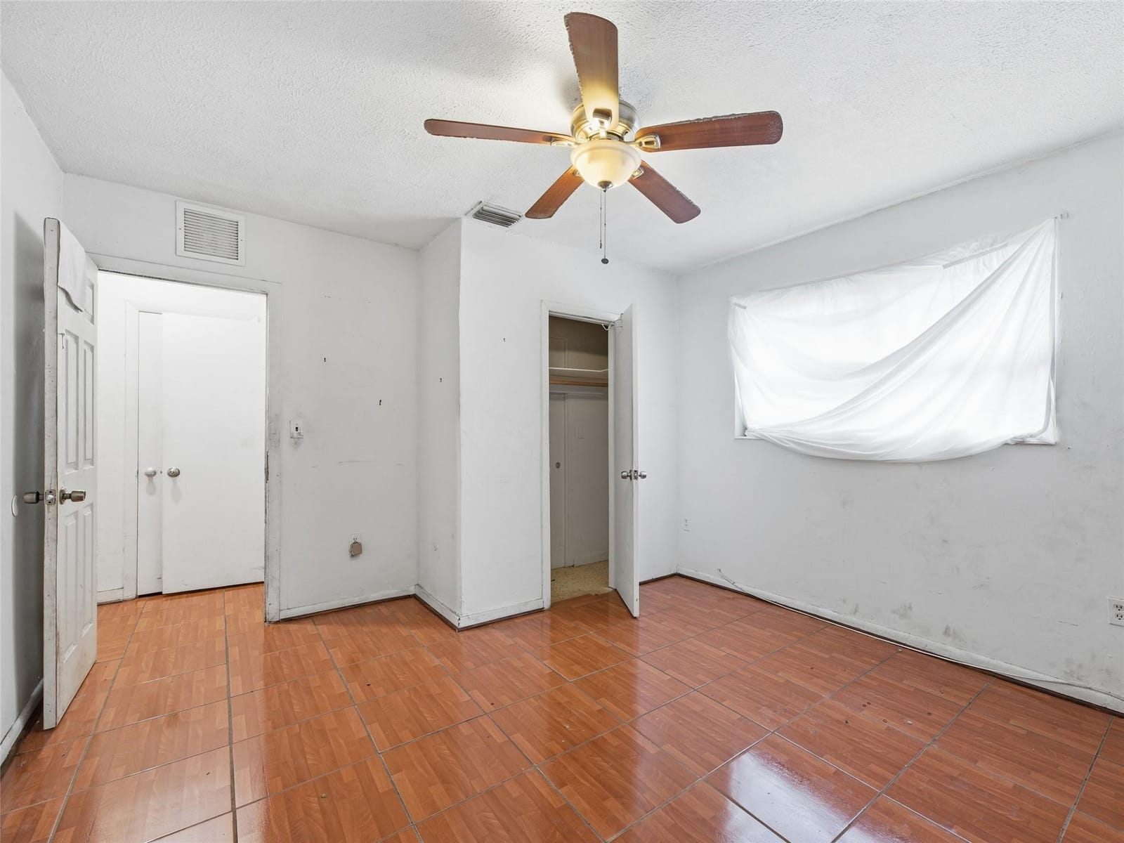 1090 NW 123rd Street, North Miami, FL 33168 photo 24