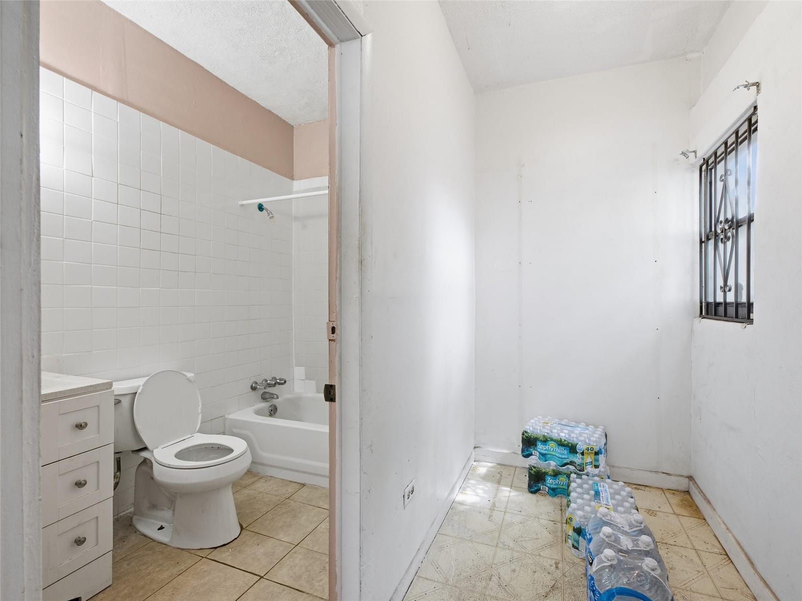 1090 NW 123rd Street, North Miami, FL 33168 photo 29