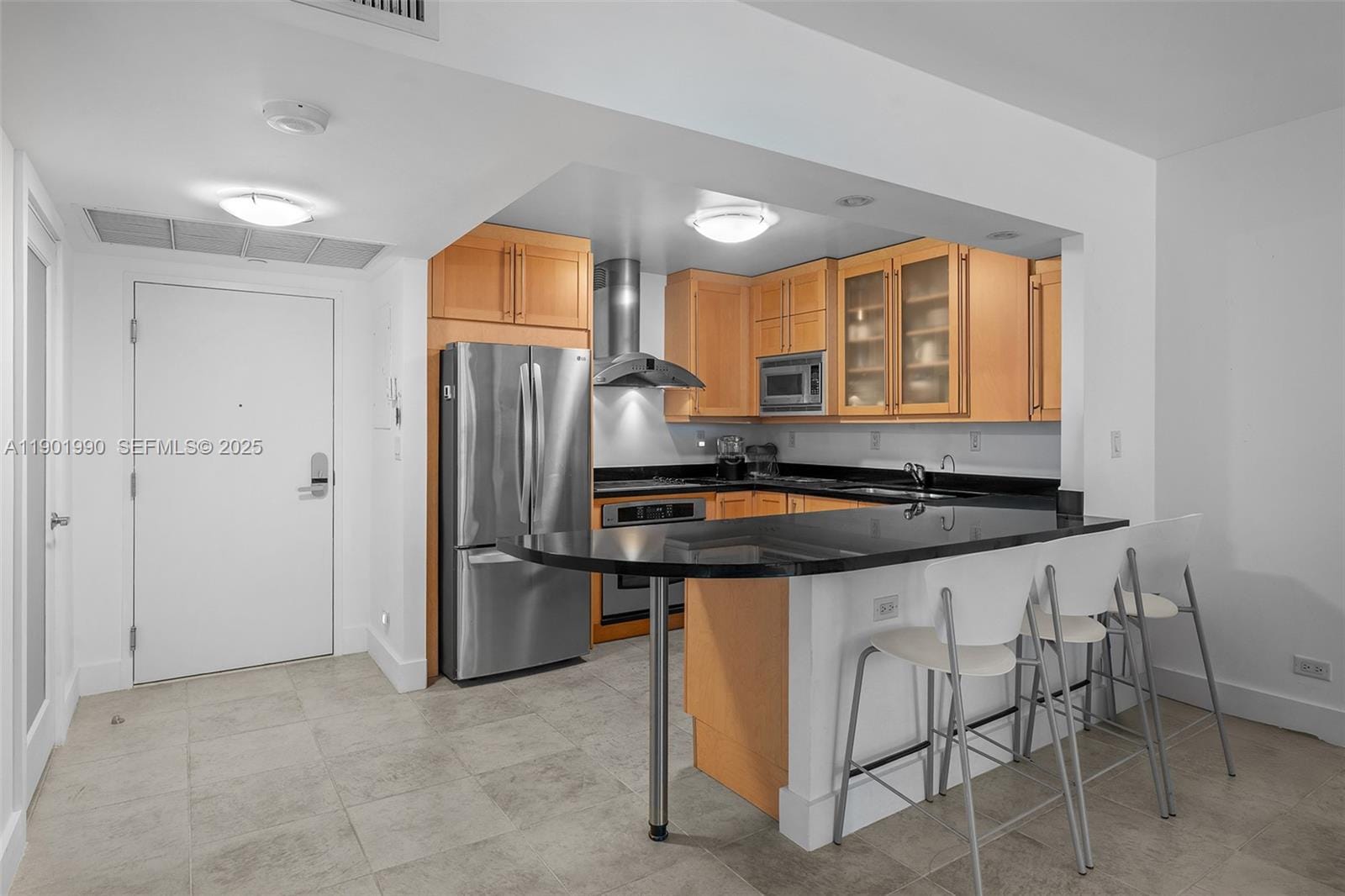 2301 Collins Avenue 1501 — photo 4