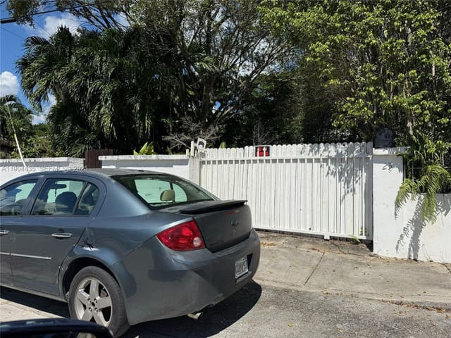 25 NW 51st Street, Miami, FL 33127