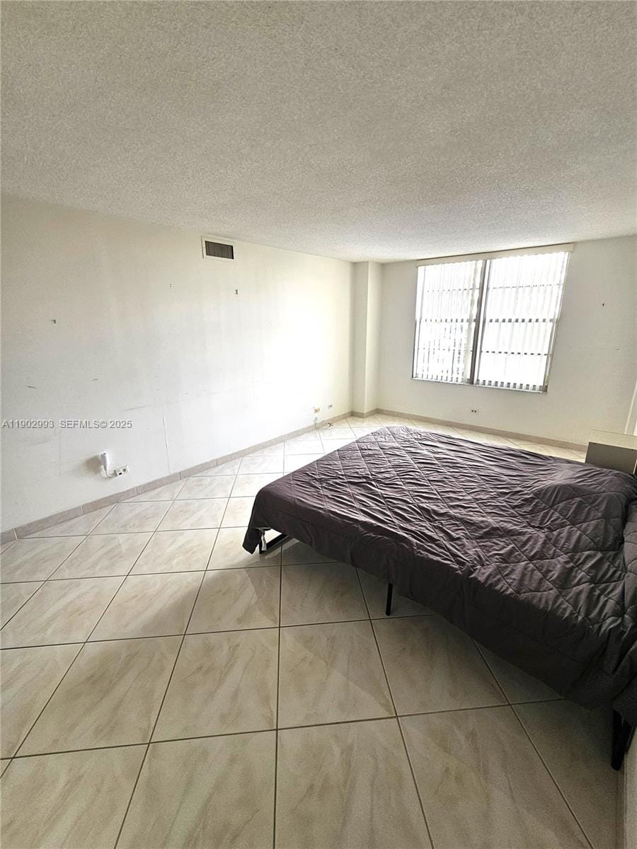 230 174th Street 409, Sunny Isles Beach, FL 33160 photo 14