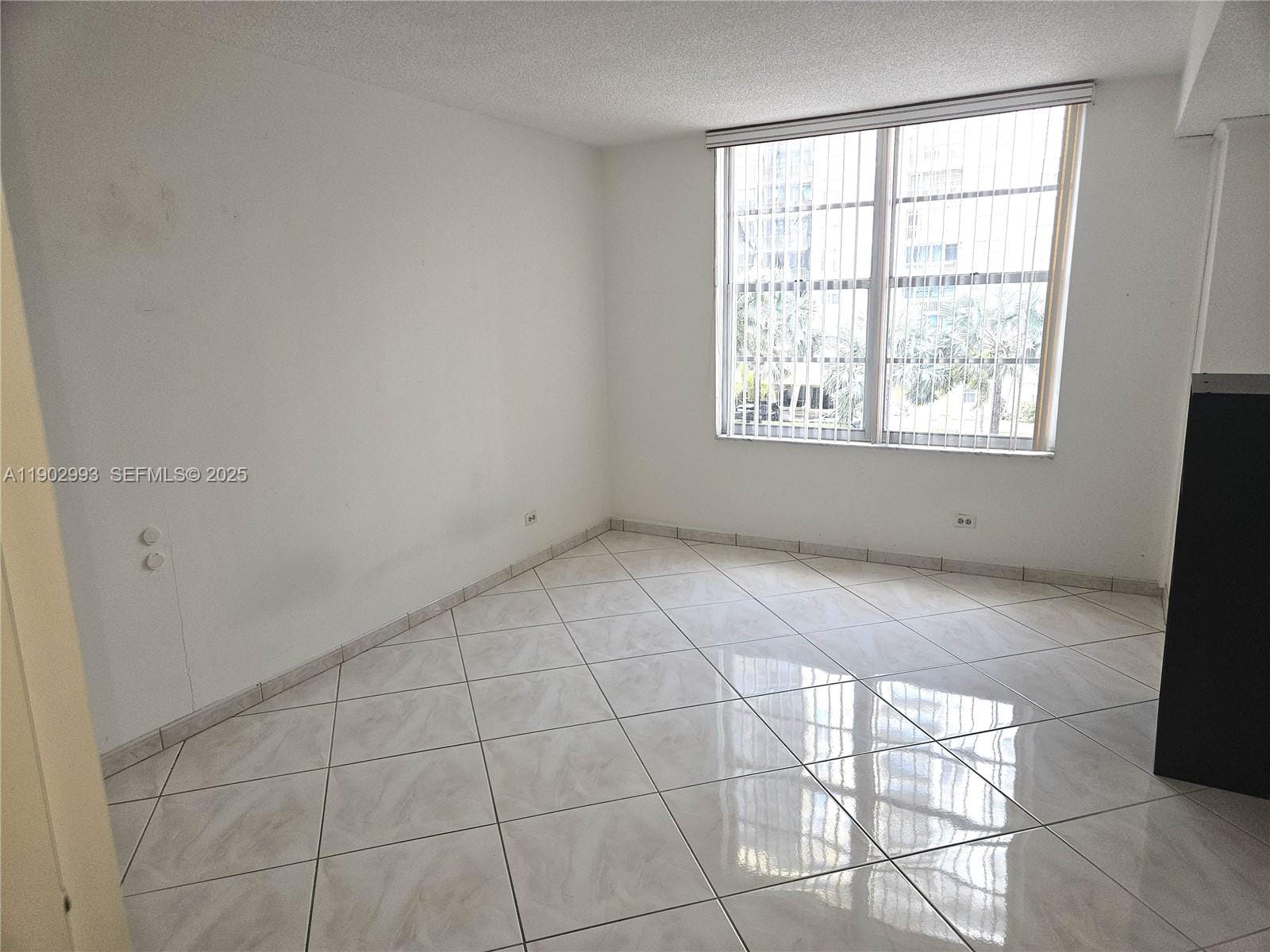 230 174th Street 409, Sunny Isles Beach, FL 33160 photo 17