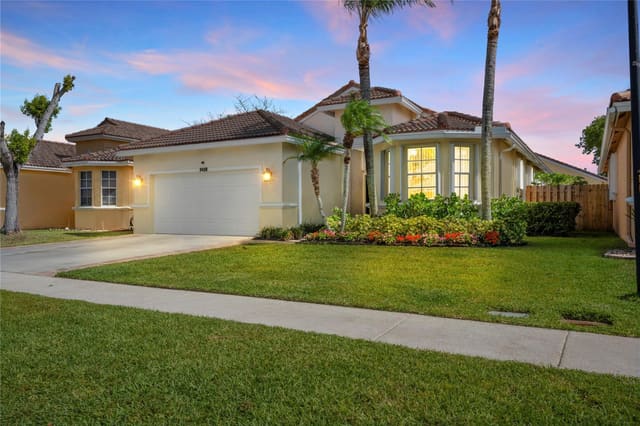 9458 Verona Lakes Boulevard, sold in Melrose Pud Verona Lakes, Boynton Beach, FL