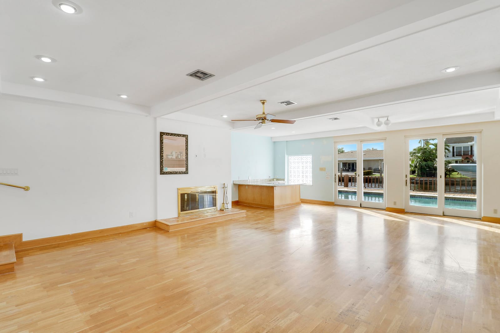 3040 NE 40th Street — photo 11