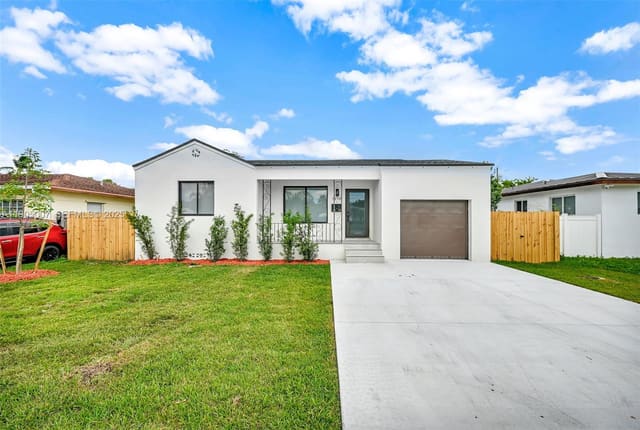1918 Taft Street, sold in North Hollywood, Hollywood, FL
