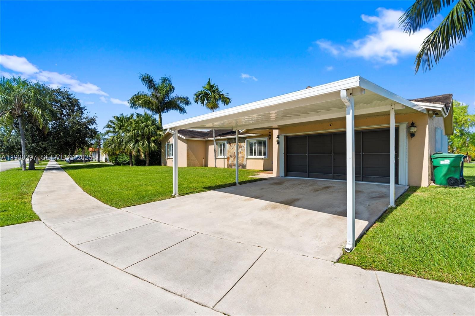 11201 SW 138th Terrace, Miami, FL 33176 photo 2