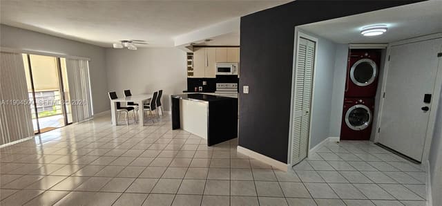 6855 W Broward Boulevard 308, sold in Plantation Club B Condo, Plantation, FL