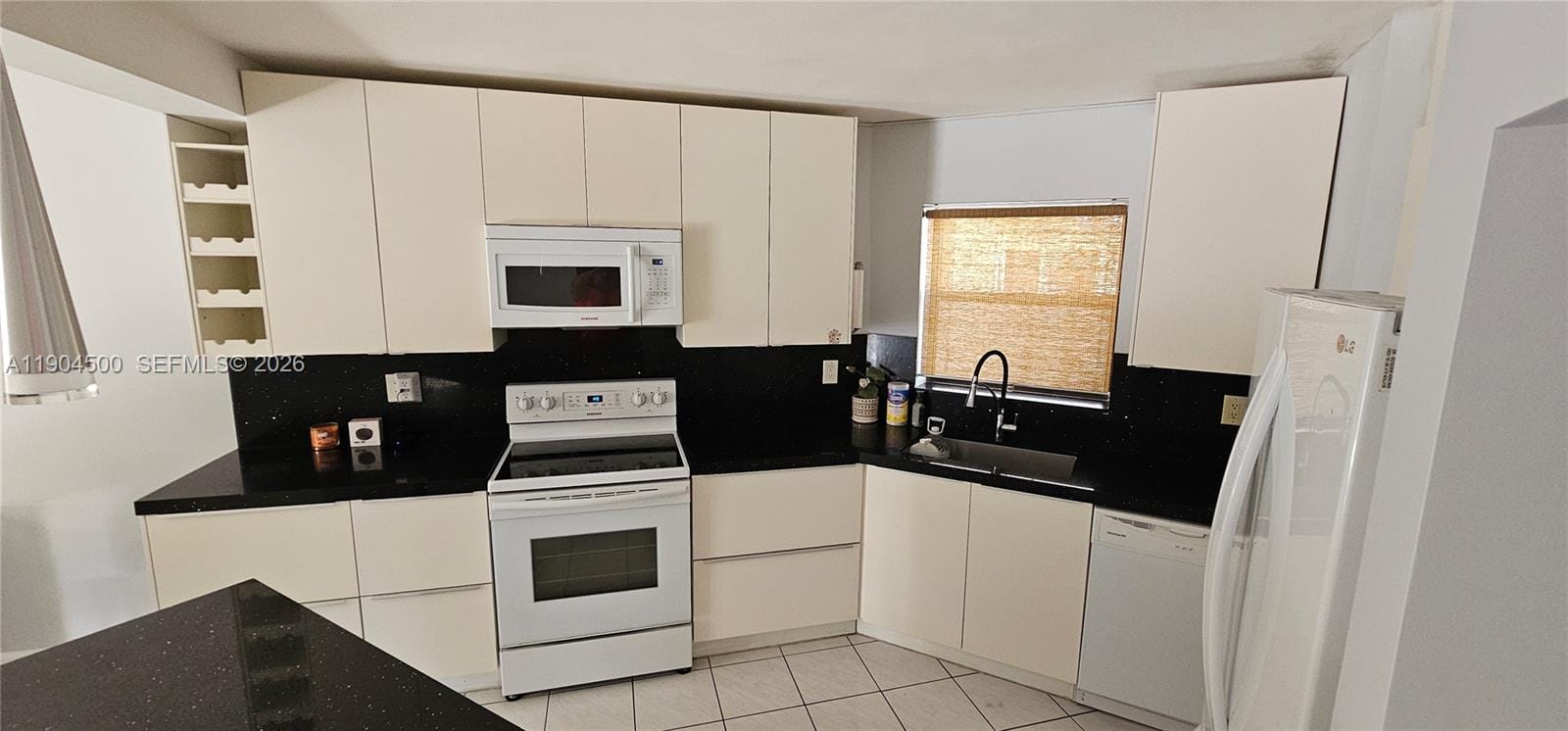 6855 W Broward Boulevard 308, Plantation, FL 33317 photo 7