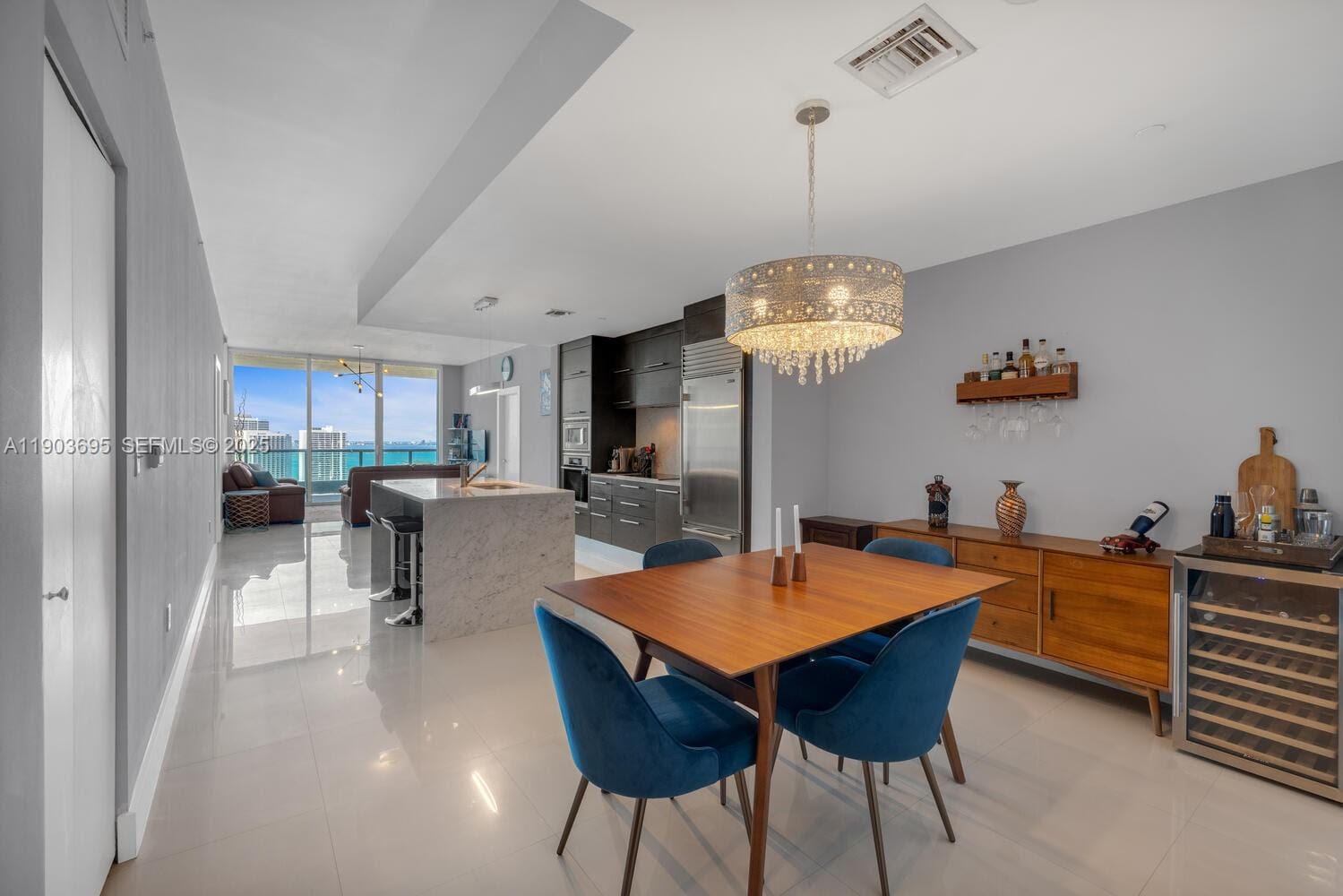 900 Biscayne Boulevard 3008, Miami, FL 33132 photo 2
