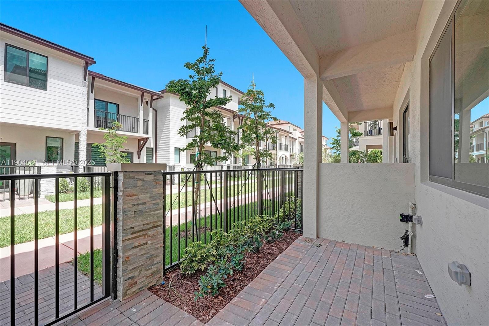 4614 NW 83rd Path ., Doral, FL 33166 photo 13