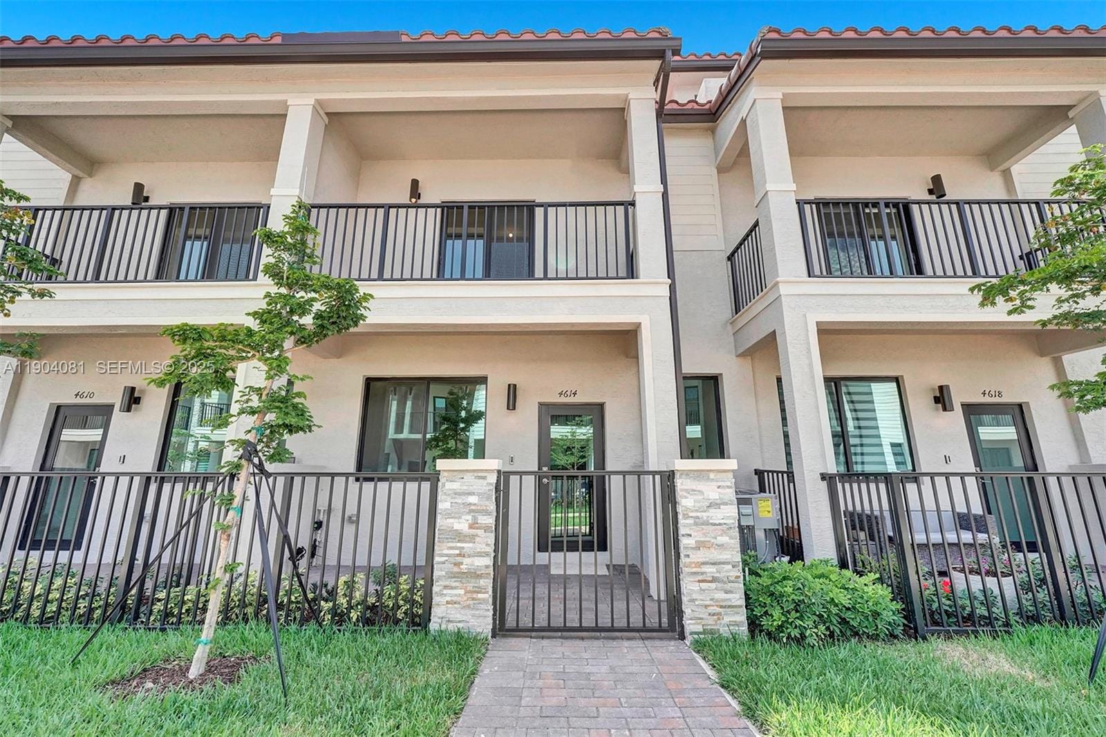 4614 NW 83rd Path ., Doral, FL 33166 photo 14