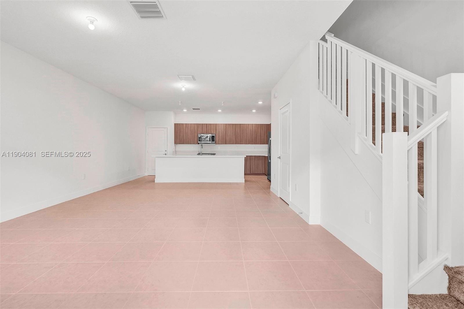 4614 NW 83rd Path ., Doral, FL 33166 photo 16