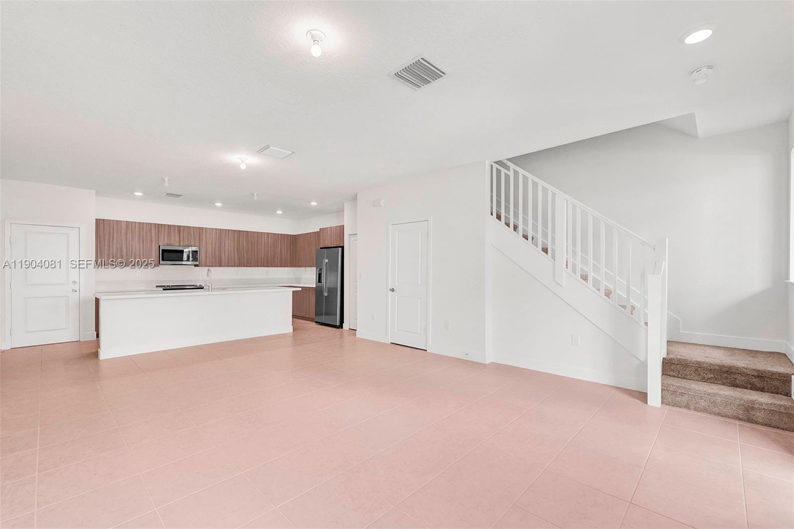 4614 NW 83rd Path ., Doral, FL 33166 photo 17