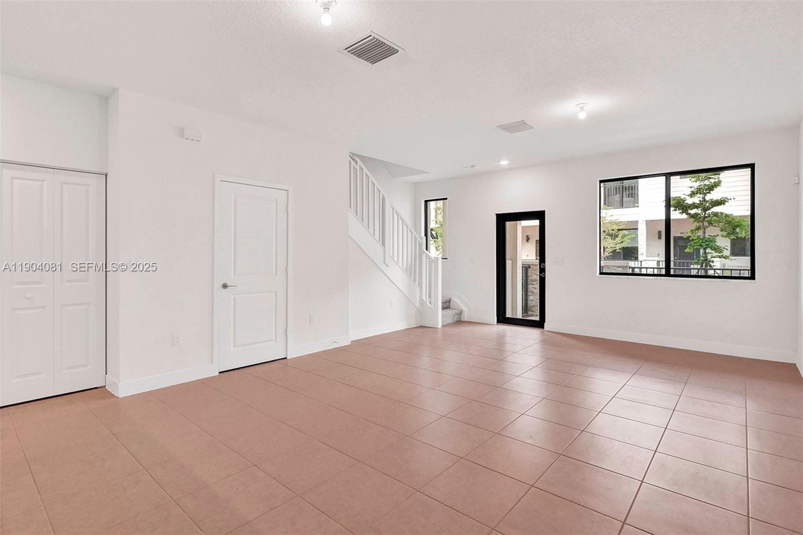 4614 NW 83rd Path ., Doral, FL 33166 photo 26