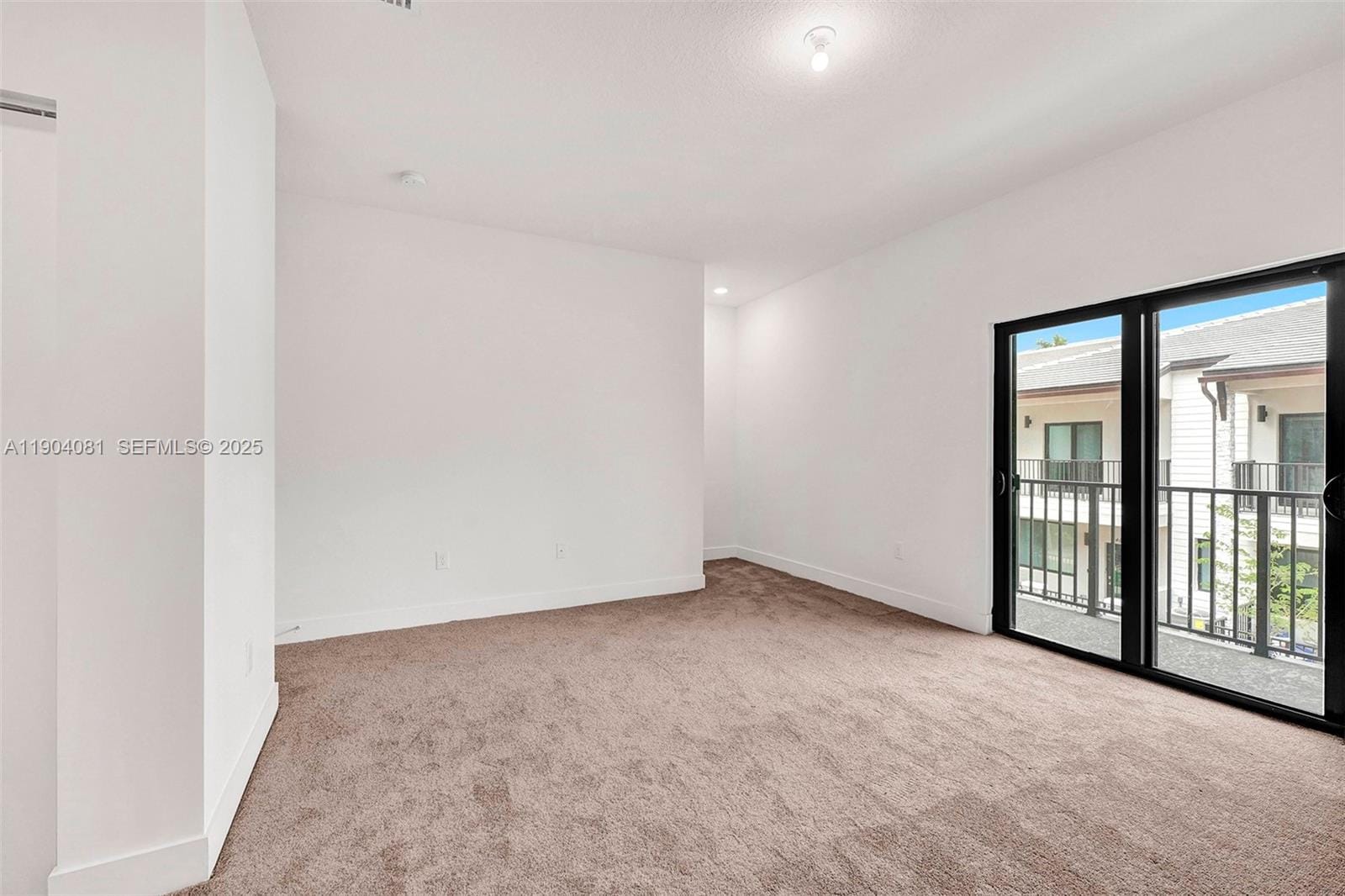 4614 NW 83rd Path ., Doral, FL 33166 photo 30