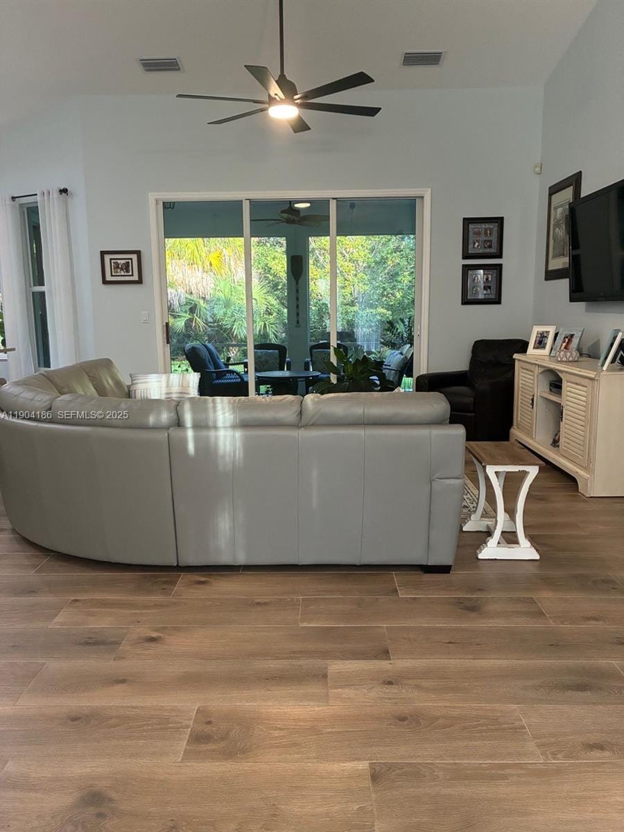 8788 SW Fishermans Wharf Drive, Stuart, FL 34997 photo 11