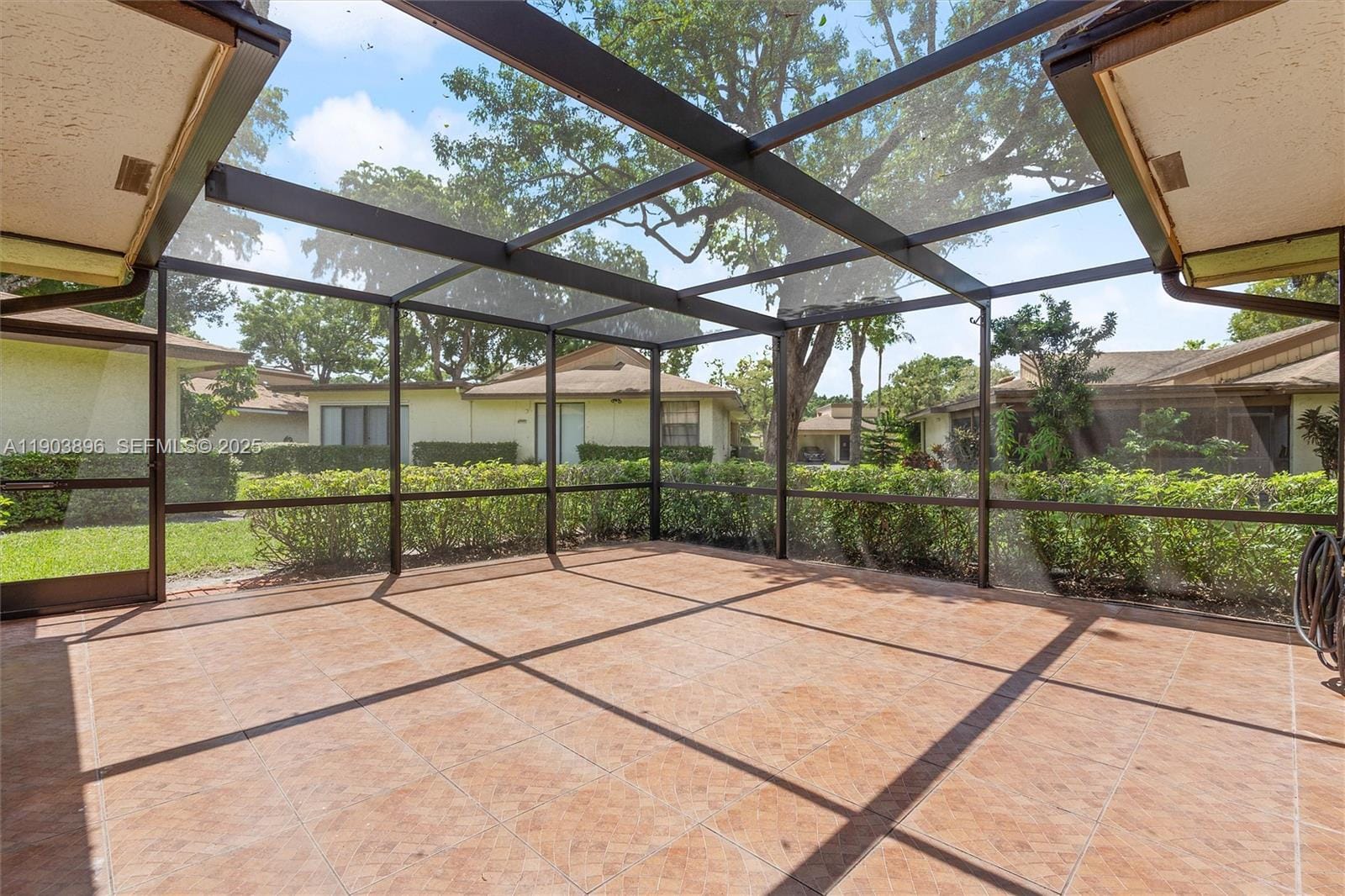 8001 Royal Palm Circle 57, Tamarac, FL 33321 photo 15