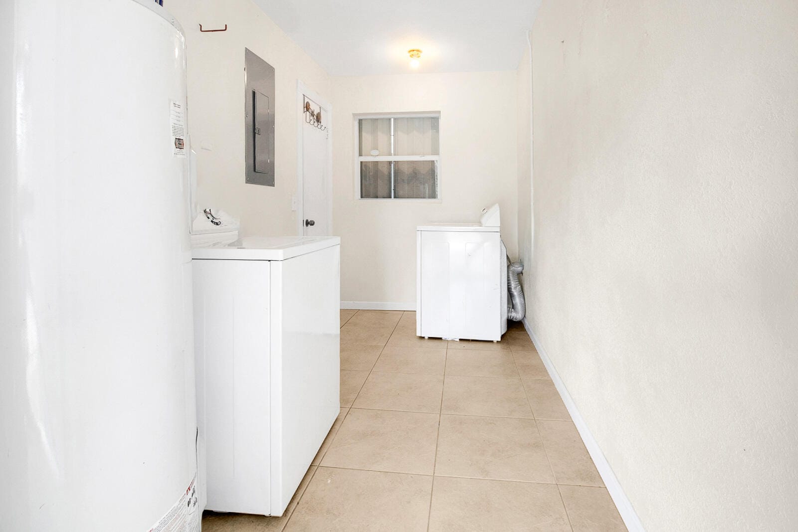 325 SE 10th Court, Deerfield Beach, FL 33441 photo 18