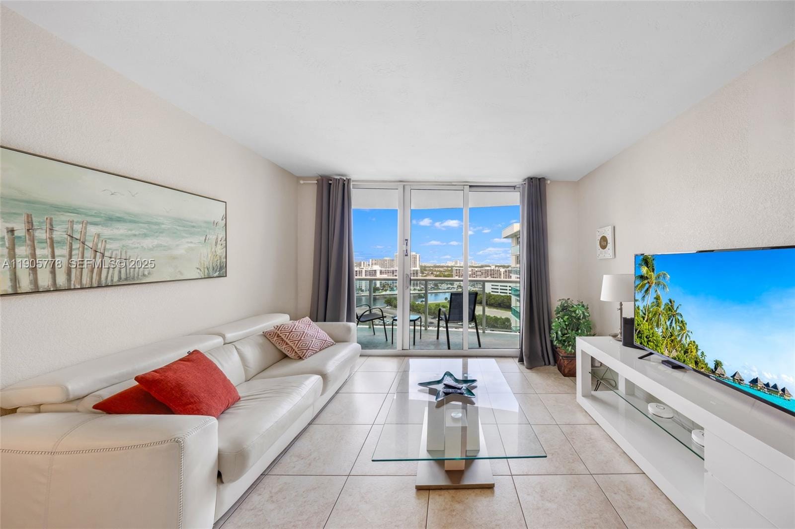 3801 S Ocean Drive 15R — photo 2