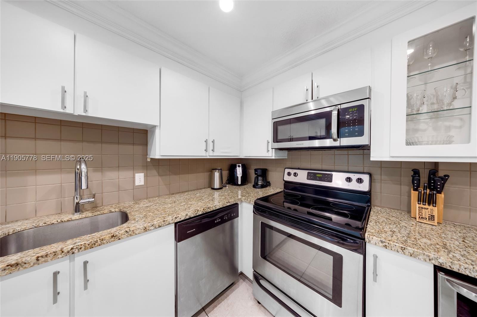 3801 S Ocean Drive 15R — photo 10