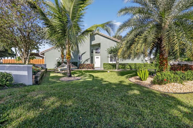 6172 97th Court S, sold in Briarridge 1, Boynton Beach, FL