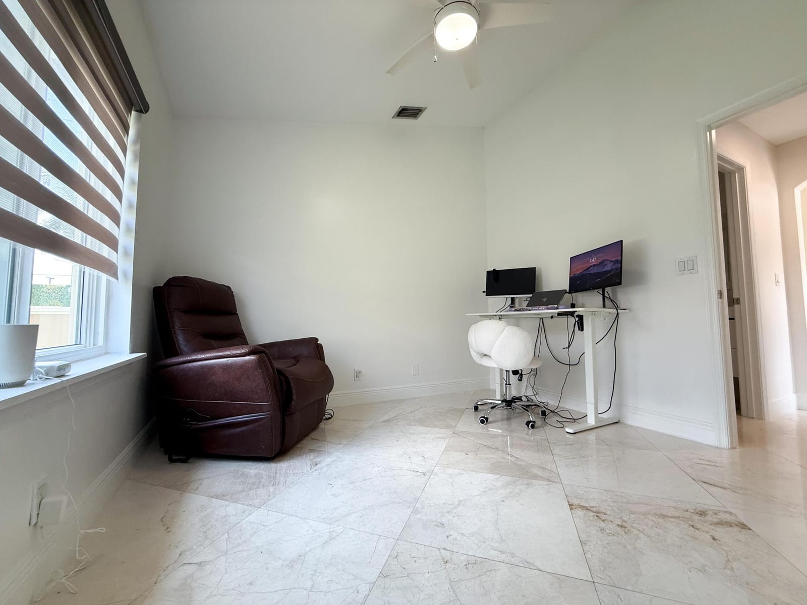 8265 Palm Gate Drive — photo 9